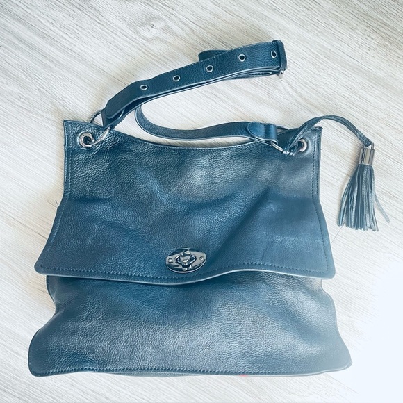 CLEMENTS RIBEIRO VEGAN LEATHER BLACK CROSSBODY SHOULDER WOMEN BAG - Picture 3 of 11